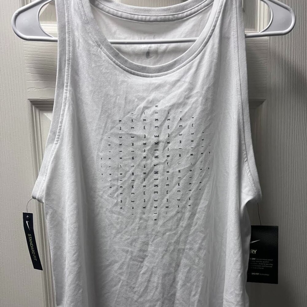 NEW WITH TAG Nike Yoga Tank Top Womens White Dri Fit Cotton Gym Training